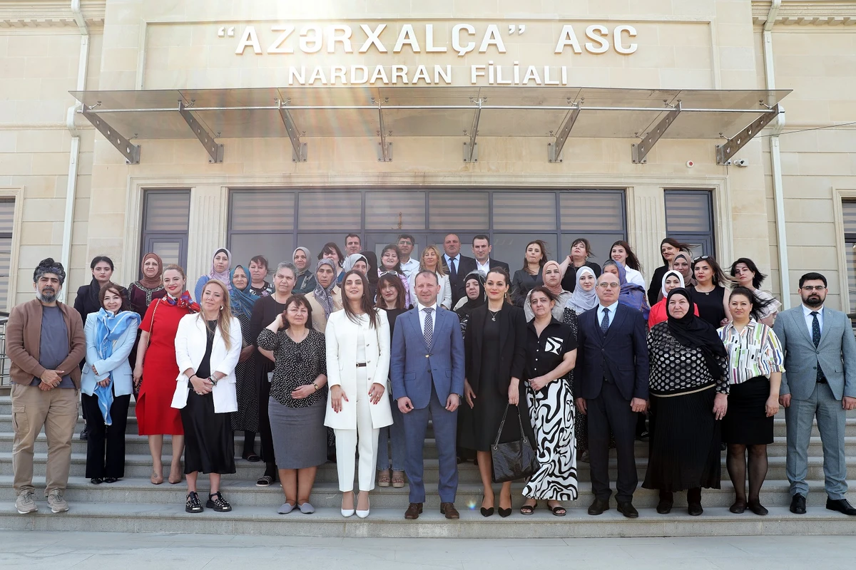 SOCAR ilə “Azərxalça” əməkdaşlığı nəticəsində hazırlanan “Xarıbülbül” eksklüziv xalçaların kəsim mərasimi keçirilib - FOTO