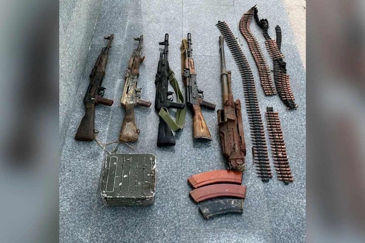 В Зангилане обнаружены оружие и боеприпасы
