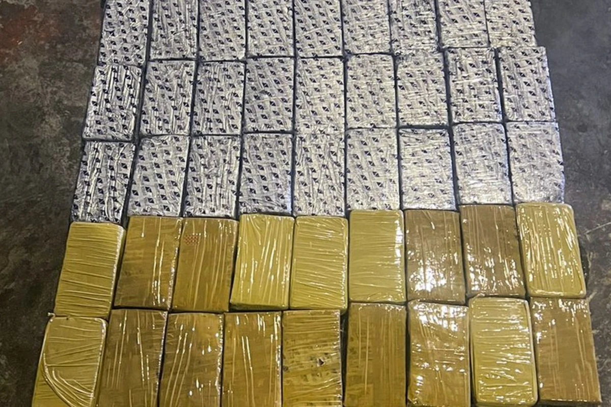 Naxçıvan gömrükçüləri 21 kiloqramdan artıq heroin aşkar edib - FOTO
