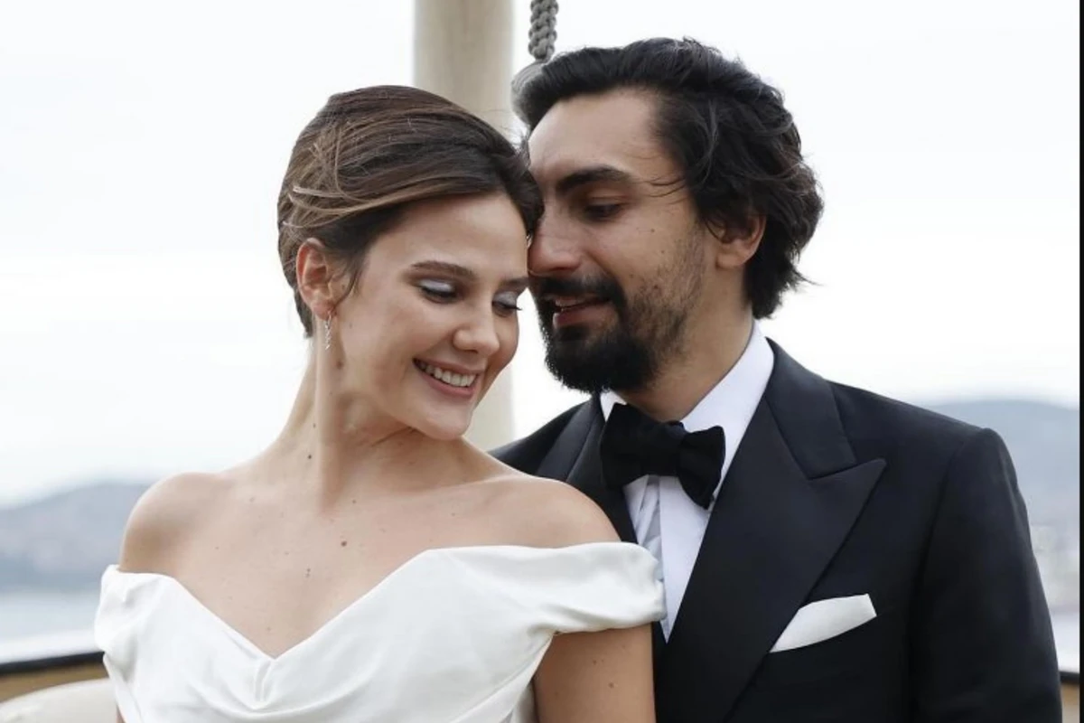 Dekabrda evlənən aktrisa boşanır - FOTO