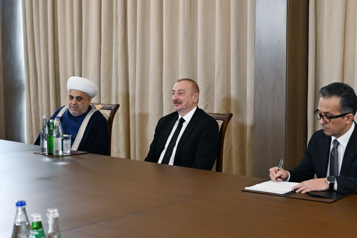 Prezident İlham Əliyev TDT-yə üzv və müşahidəçi dövlətlərin dini rəhbərlərindən ibarət nümayəndə heyətini qəbul edib - YENİLƏNİB - FOTO