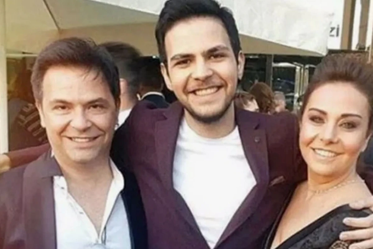 Türkiyəli məşhur aktrisanın oğlu cinsiyyətini dəyişir - FOTO