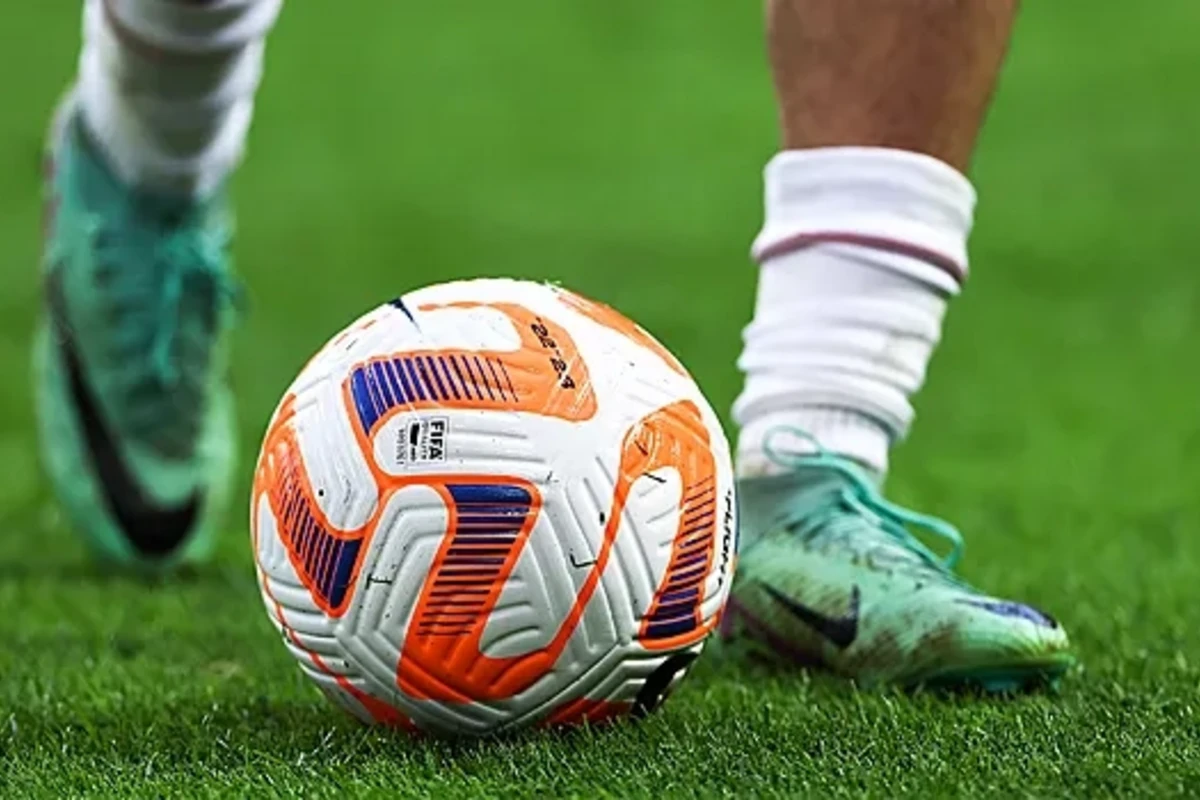Bir klubun futbolçuları Moskvada saxlanılıb