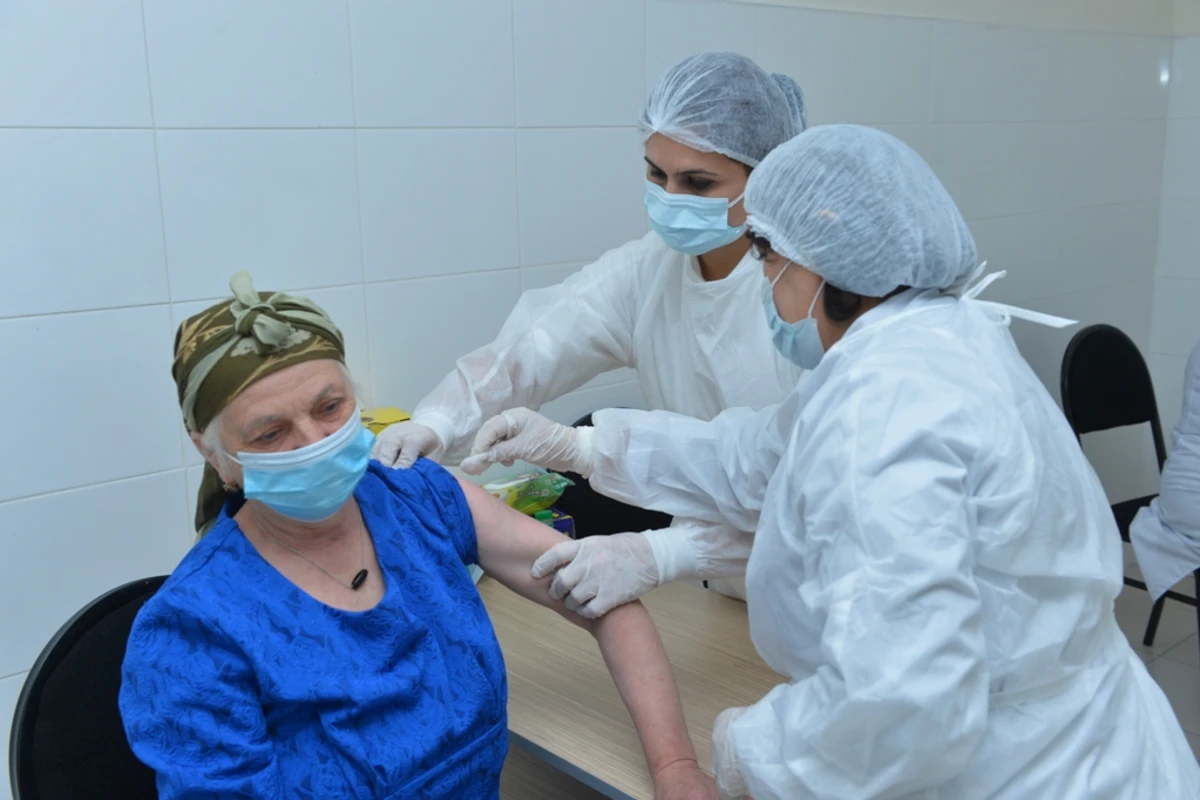 Новая вакцина в календаре прививок Азербайджана: обязательна или нет? - ВИДЕО