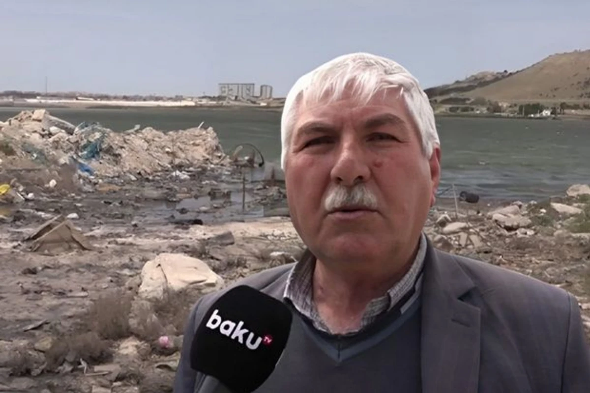 Xocəsən sakinlərinin kanalizasiya problemi: İydən çölə çıxa bilirik - VİDEO