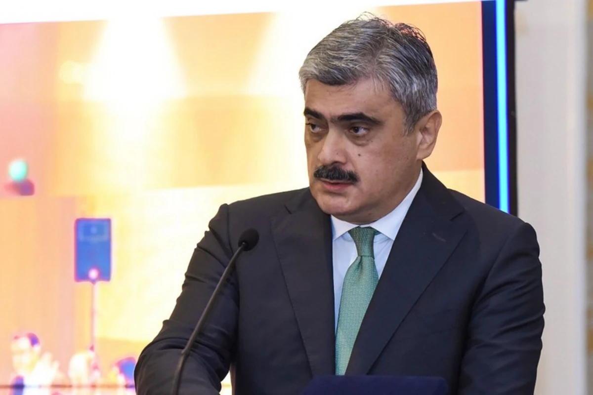 Samir Şərifov: Hökumət dəmir yolu infrastrukturu üçün AİB-dən vəsait cəlb edə bilər
