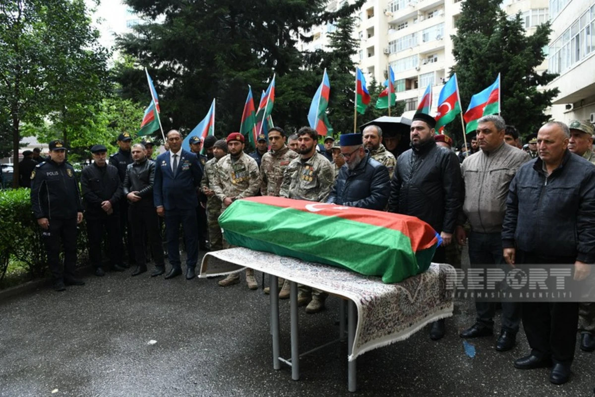 1-ci Qarabağ müharibəsində itkin düşən və 30 il sonra meyitinin qalıqları tapılan Gülalı Dadaşov dəfn edilib - YENİLƏNİB - FOTO