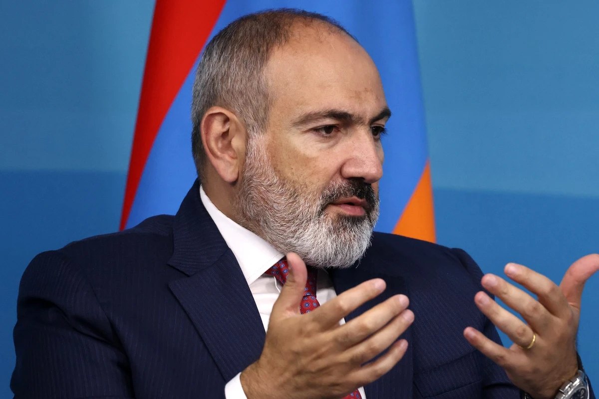 Пашинян заявил, что не намерен прекращать процесс делимитации границы с Азербайджаном