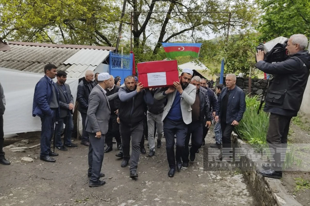 Qəbələdə Birinci Qarabağ müharibəsinin şəhidi ilə vida mərasimi başa çatıb - FOTO