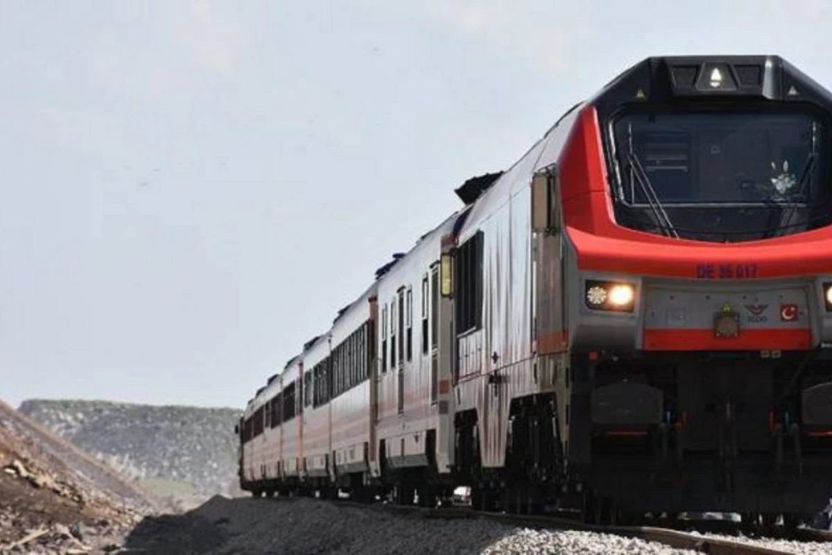 Bakı-Tbilisi-Qars dəmiryolunda yükdaşımaların bərpa olunacağı vaxt AÇIQLANDI