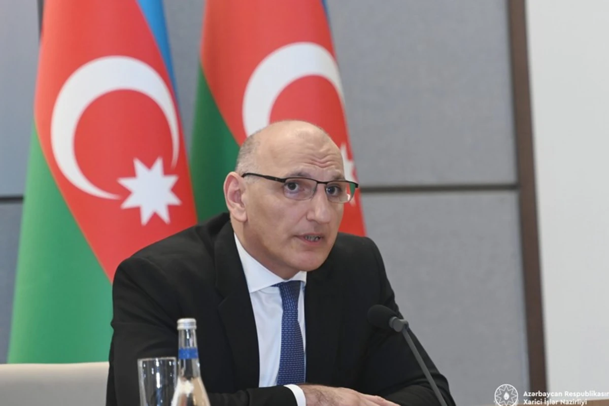Эльчин Амирбеков: Открытие Зангезурского коридора позволит Армении преодолеть изоляцию
