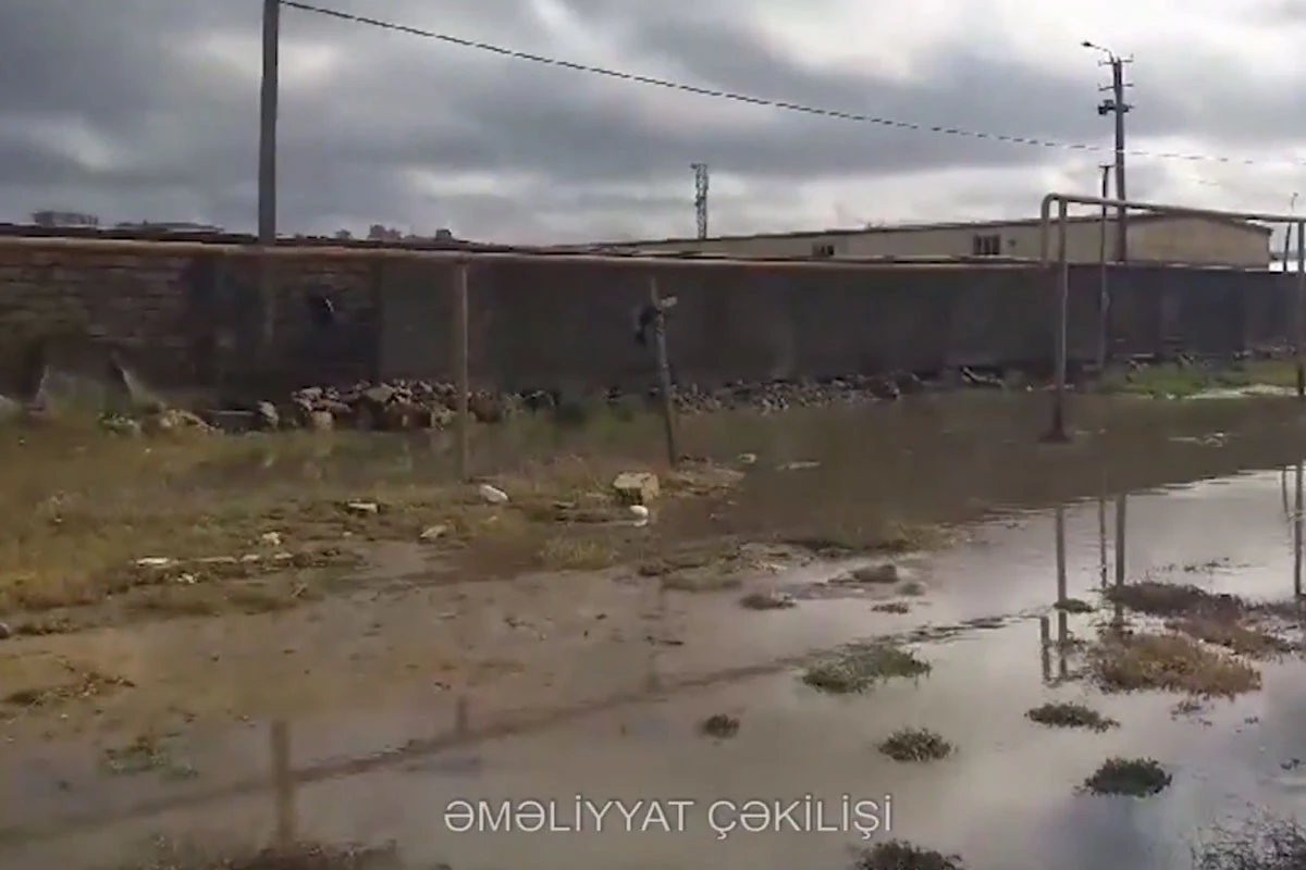 FHN: Su basmış yerlərdən suyun çəkilərək kənarlaşdırılması təmin edilib - VİDEO