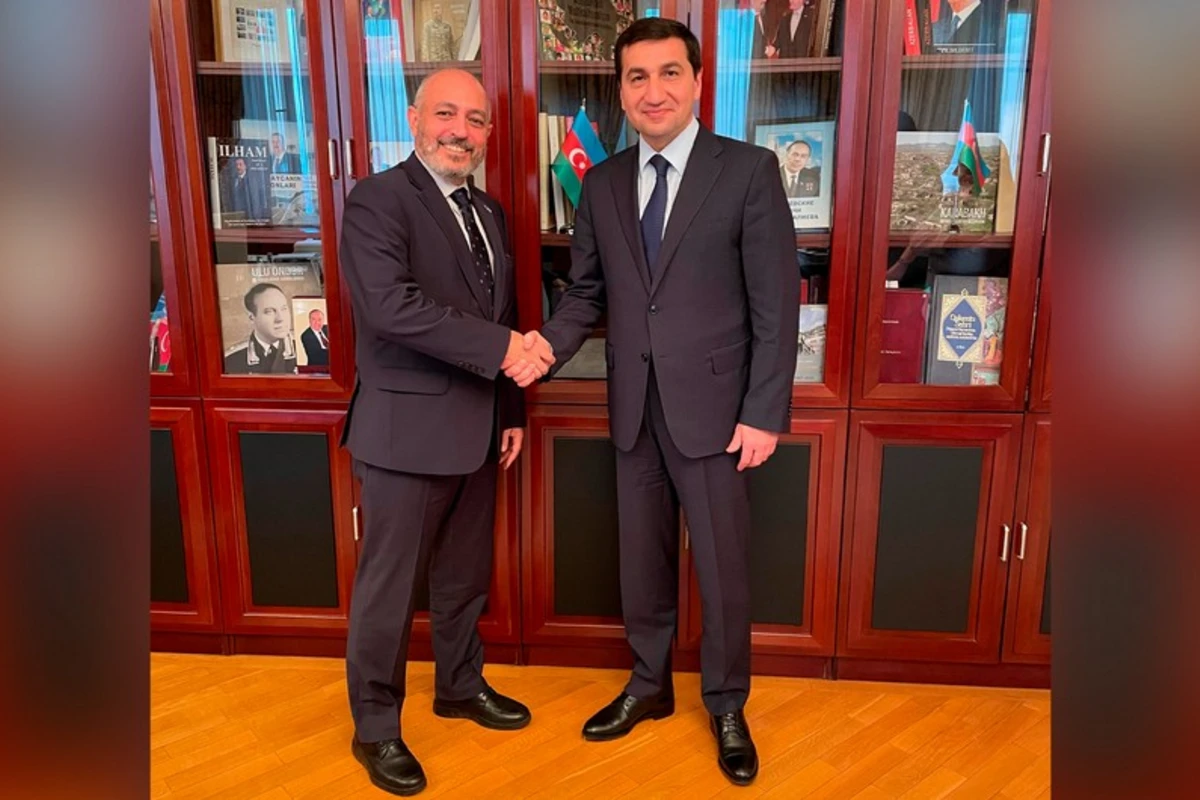 Hikmət Hacıyev BMT Baş katibinin köməkçisi ilə görüşüb - FOTO