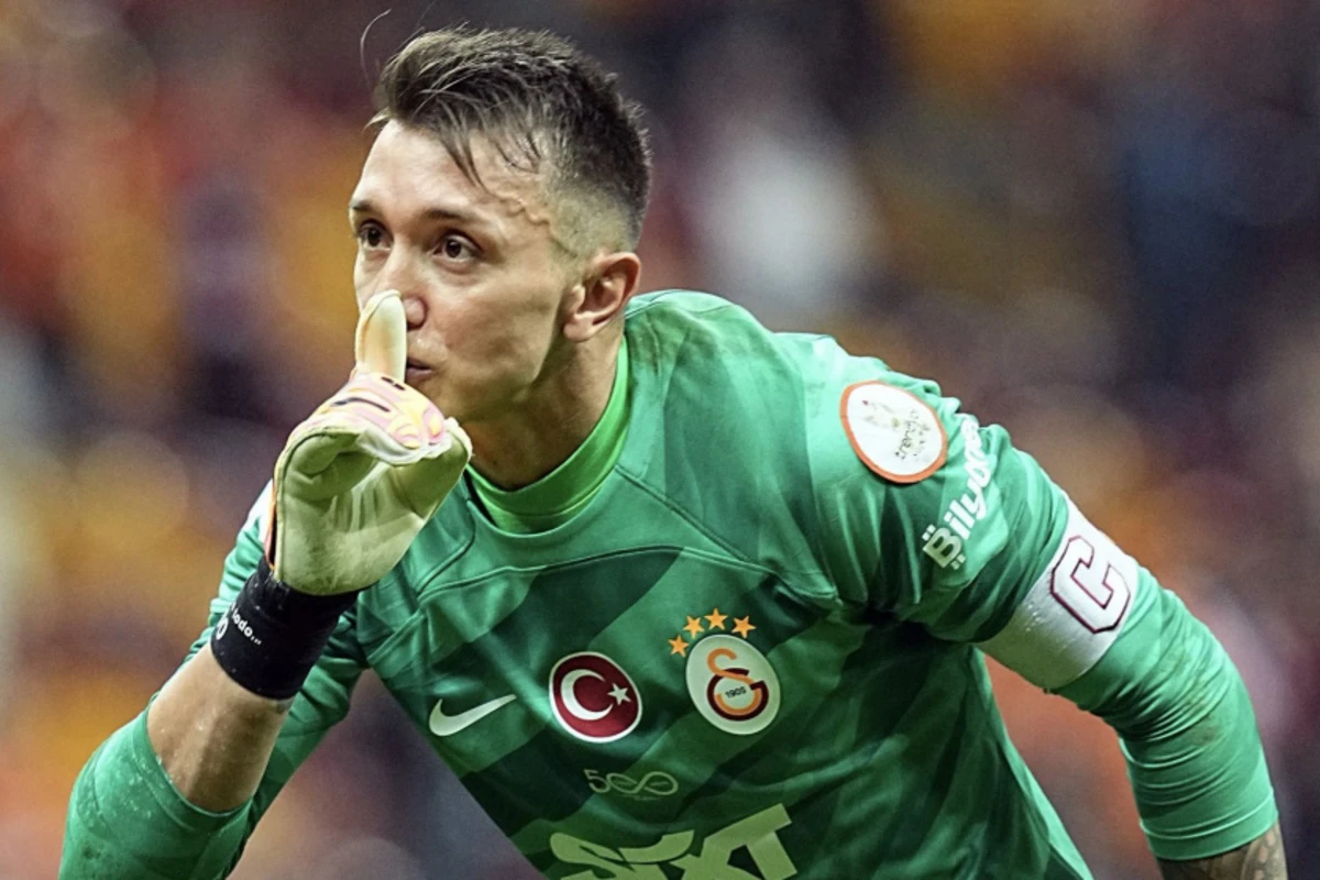 Qələbədən sonra Muslera: Allah bilir. Allah hər şeyi bilir - VİDEO Qələbədən sonra Muslera: Allah bilir. Allah hər şeyi bilir - VİDEO