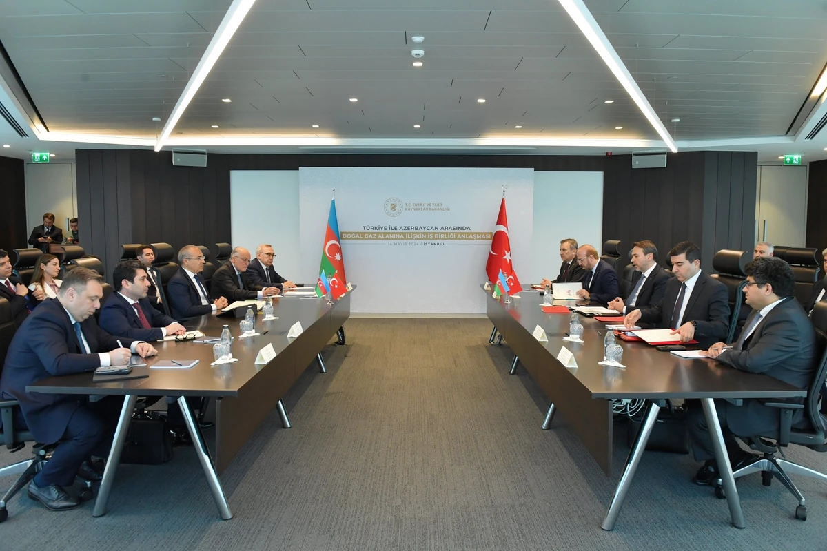 Mikayıl Cabbarov Alparslan Bayraktarla görüşüb - FOTO
