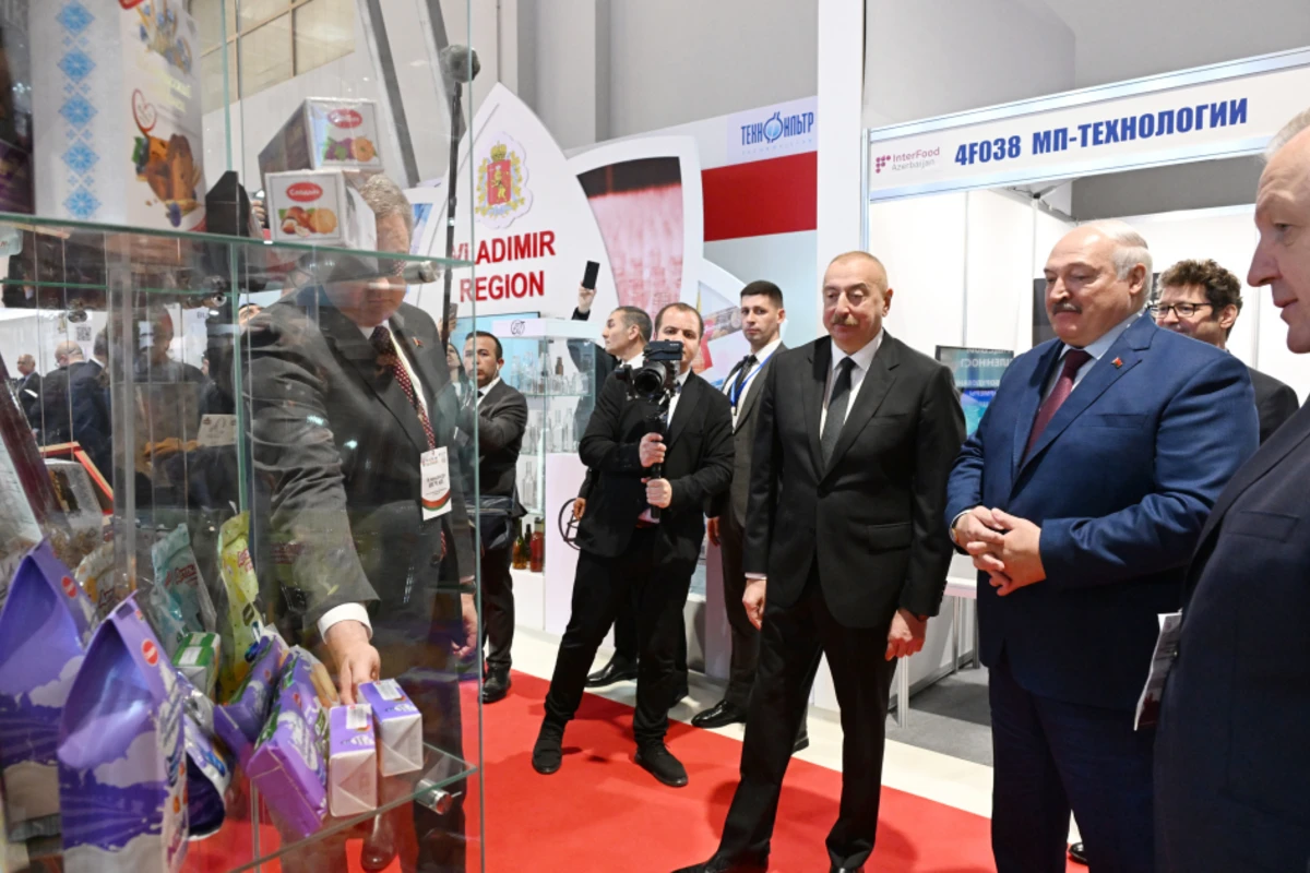 Президенты Азербайджана и Беларуси посетили выставки Caspian Agro и InterFood Azerbaijan - ОБНОВЛЕНО + ФОТО Президенты Азербайджана и Беларуси посетили выставки Caspian Agro и InterFood Azerbaijan - ОБНОВЛЕНО + ФОТО