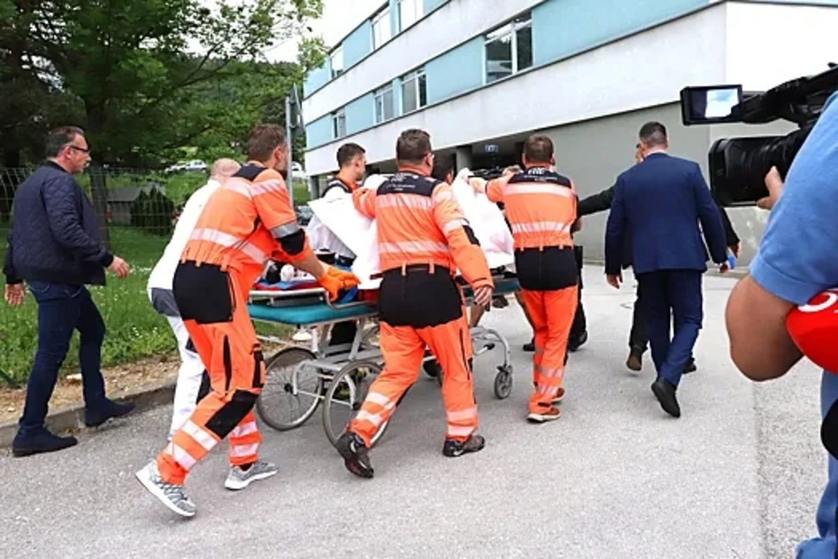 Fitsonun son durumu açıqlanıb: Ölümlə həyat arasında savaş verir Fitsonun son durumu açıqlanıb: Ölümlə həyat arasında savaş verir