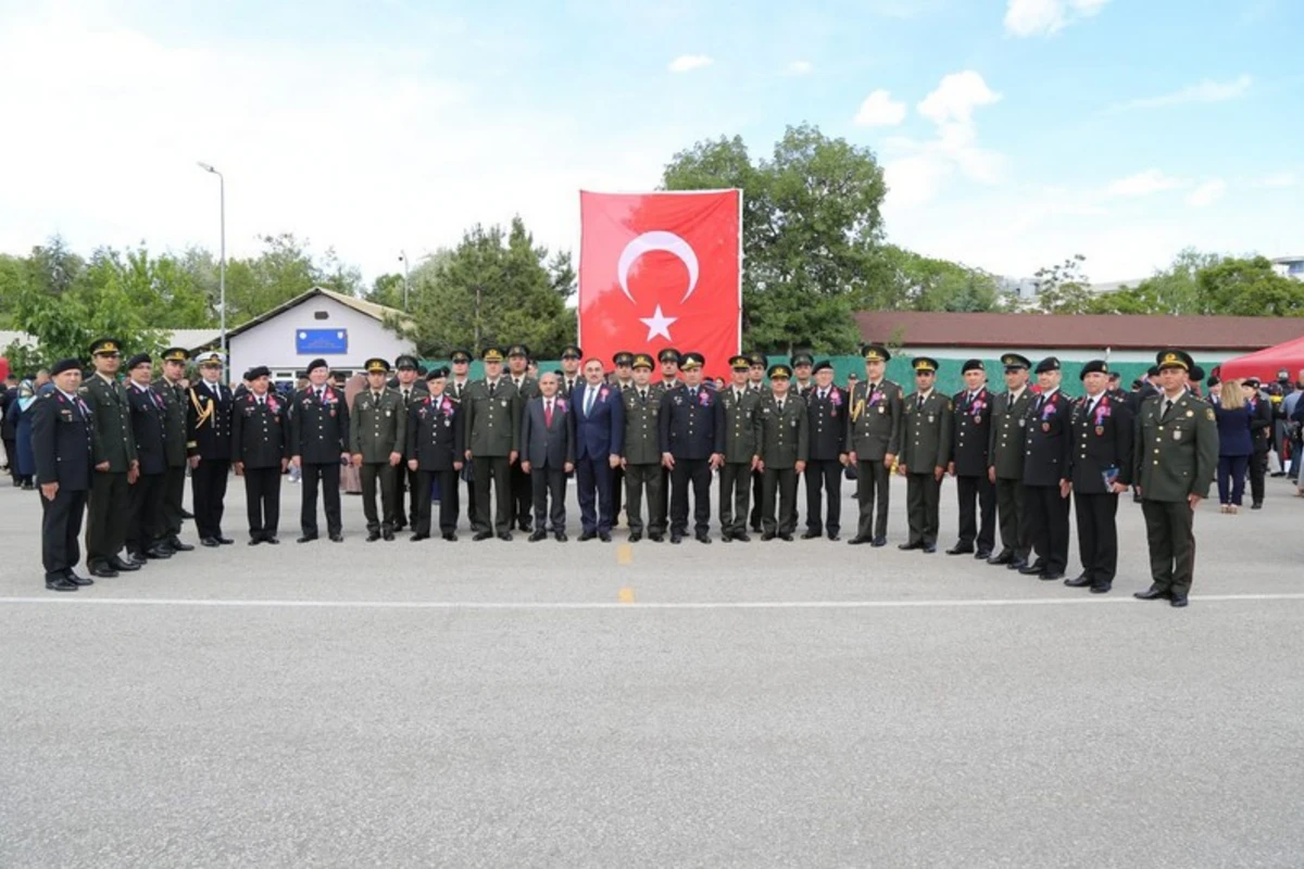 Azərbaycandan olan 19 kursant Türkiyədə səkkiz aylıq kursu tamamlayıb - FOTO