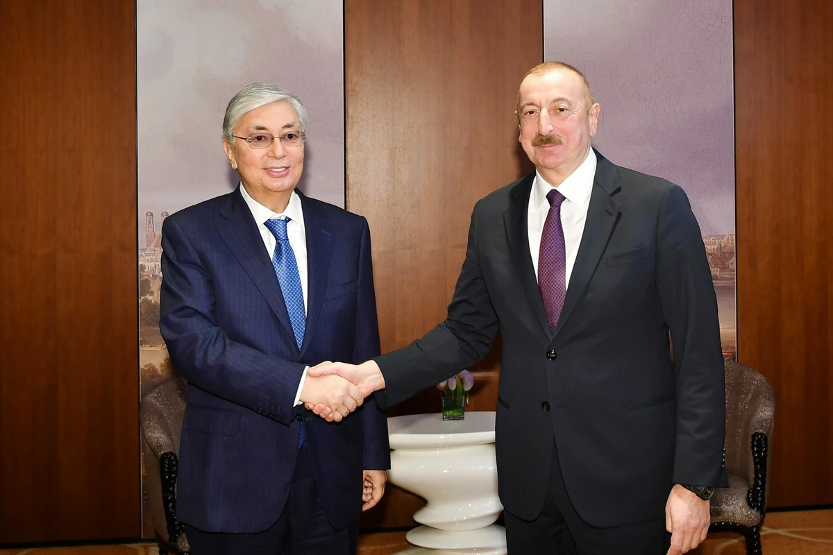 Prezident İlham Əliyev qazaxıstanlı həmkarına zəng edib