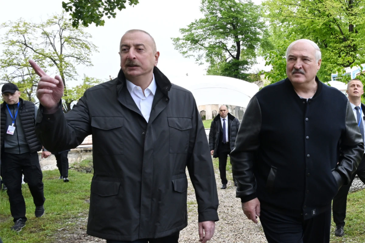 Prezidentlərə Şuşanın Baş planı barədə məlumat verilib - YENİLƏNİB - FOTO