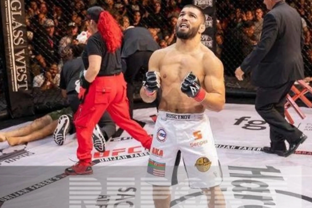 Azərbaycanlı MMA döyüşçüsü ABŞ-də çempionluq kəməri qazanıb - FOTO