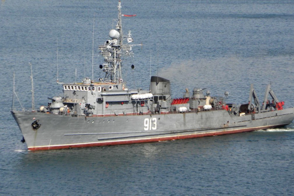 Ukrayna Rusiyanın daha bir gəmisini vurub