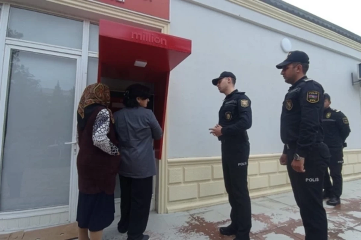 Bank kartlarından oğurluq halları artıb: Qarşısını necə almalı? - FOTO