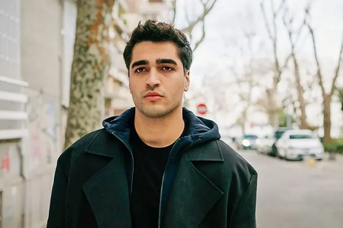 Mert Ramazan Demir necə kəşf edildi?
