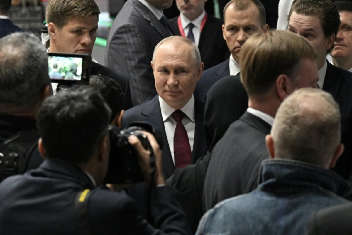 Песков ответил, посетит ли Путин похороны президента Ирана