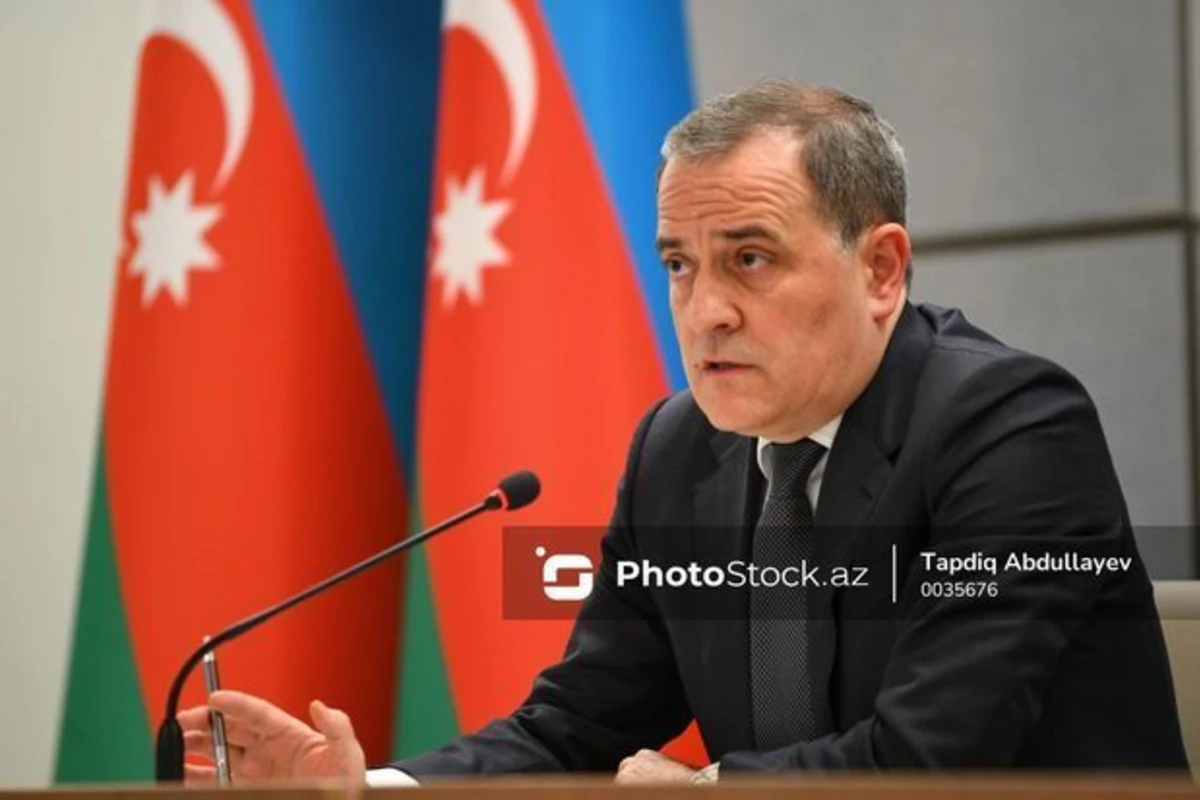 Ceyhun Bayramov İran xarici işlər naziri vəzifəsini icra edən Əli Baqeri ilə danışdı