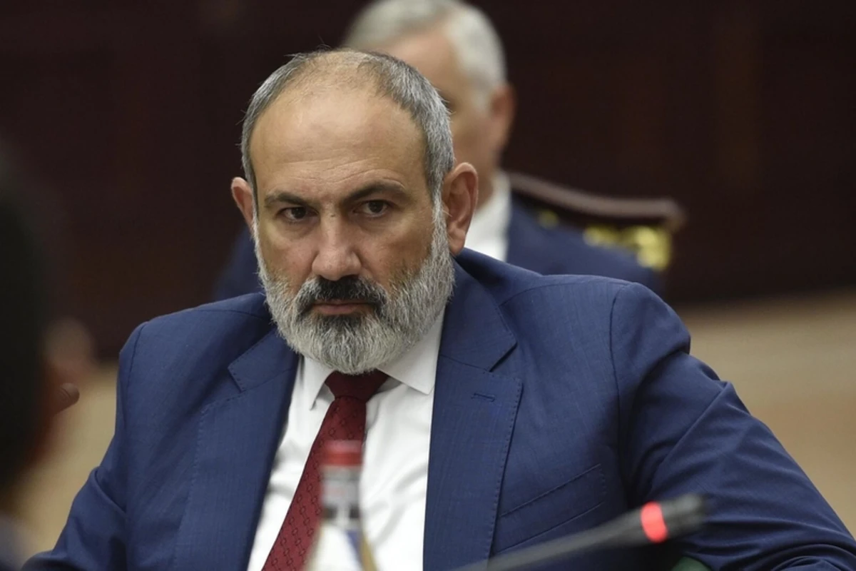 Paşinyan sərhədlərin delimitasiyası prosesini İrəvanın təhlükəsizliyinin təminatı adlandırıb