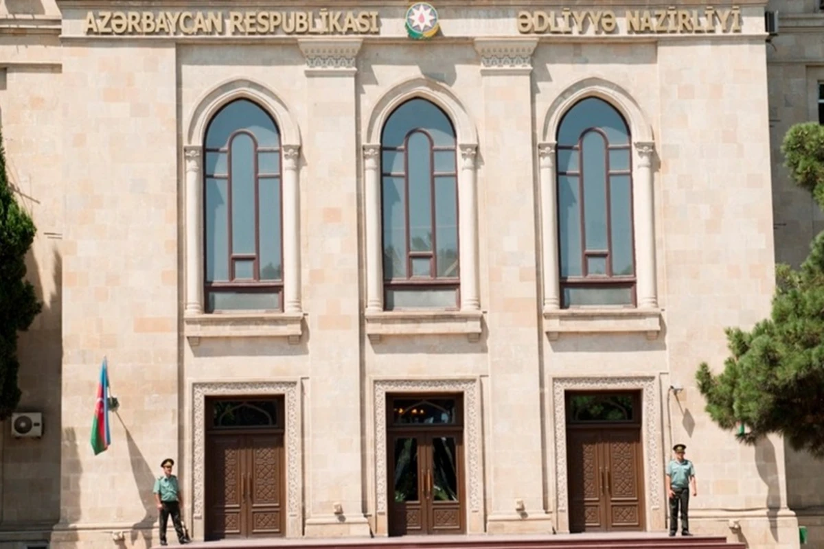 Ədliyyə nazirinin səlahiyyətləri artırılıb