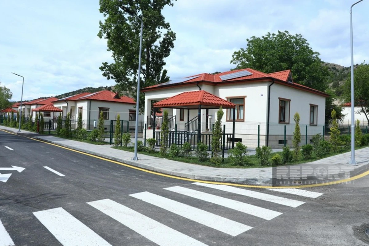 Köç karvanı Laçının Sus kəndinə çatıb - YENİLƏNİB
