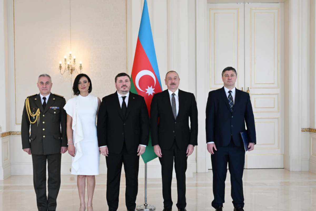 İlham Əliyev Ukrayna səfirinin etimadnaməsini qəbul edib - YENİLƏNİB - FOTO