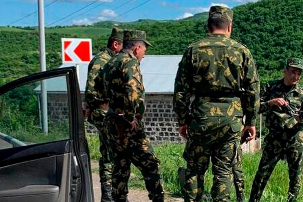 Ermənistan Azərbaycanla sərhəddə müşahidə məntəqələri tikir