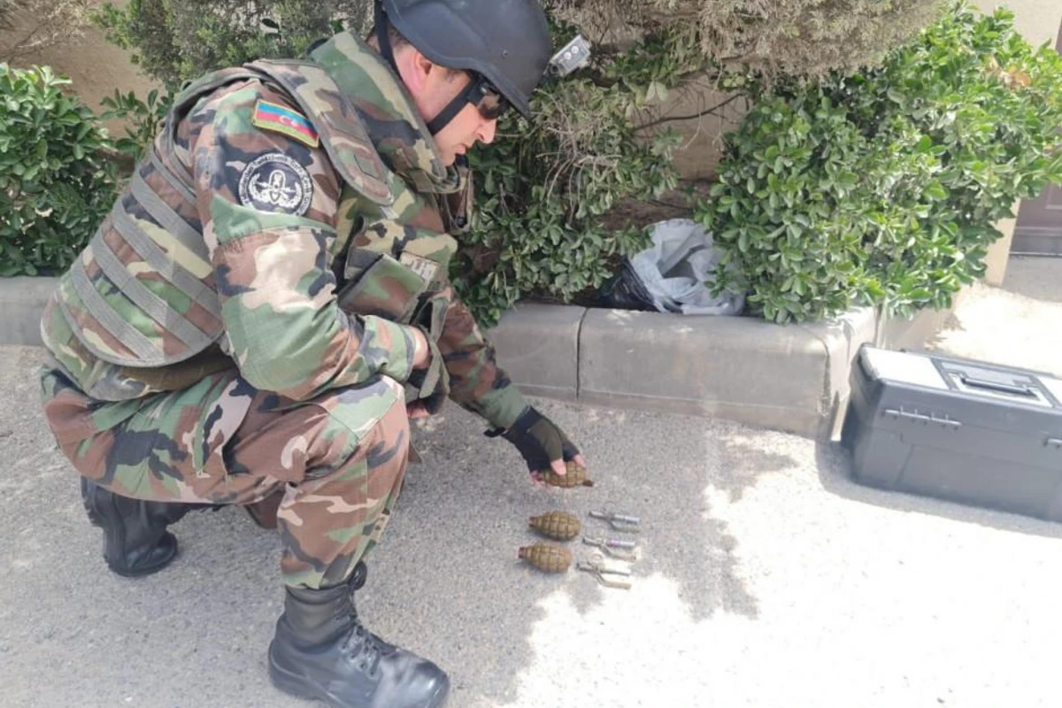 Bakıda döyüş tətbiqinə yararlı əl qumbarası və partladıcı aşkarlanıb - FOTO/VİDEO