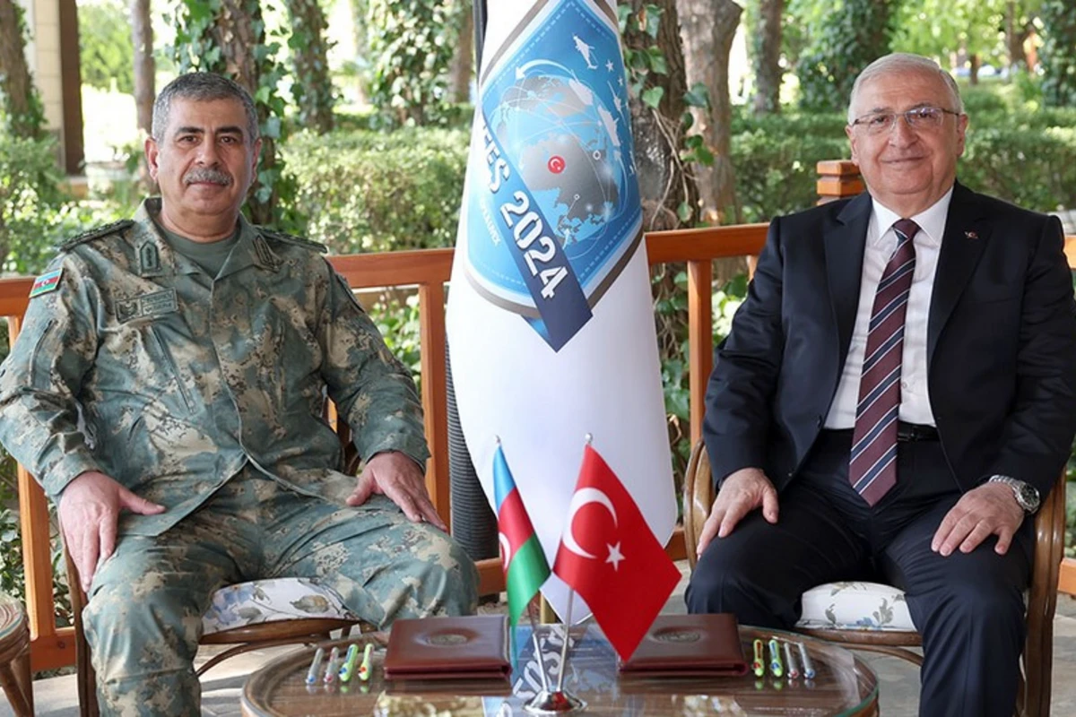 Zakir Həsənov Yaşar Gülerlə hərbi təhsil sahəsində əməkdaşlığın inkişafını müzakirə edib - FOTO