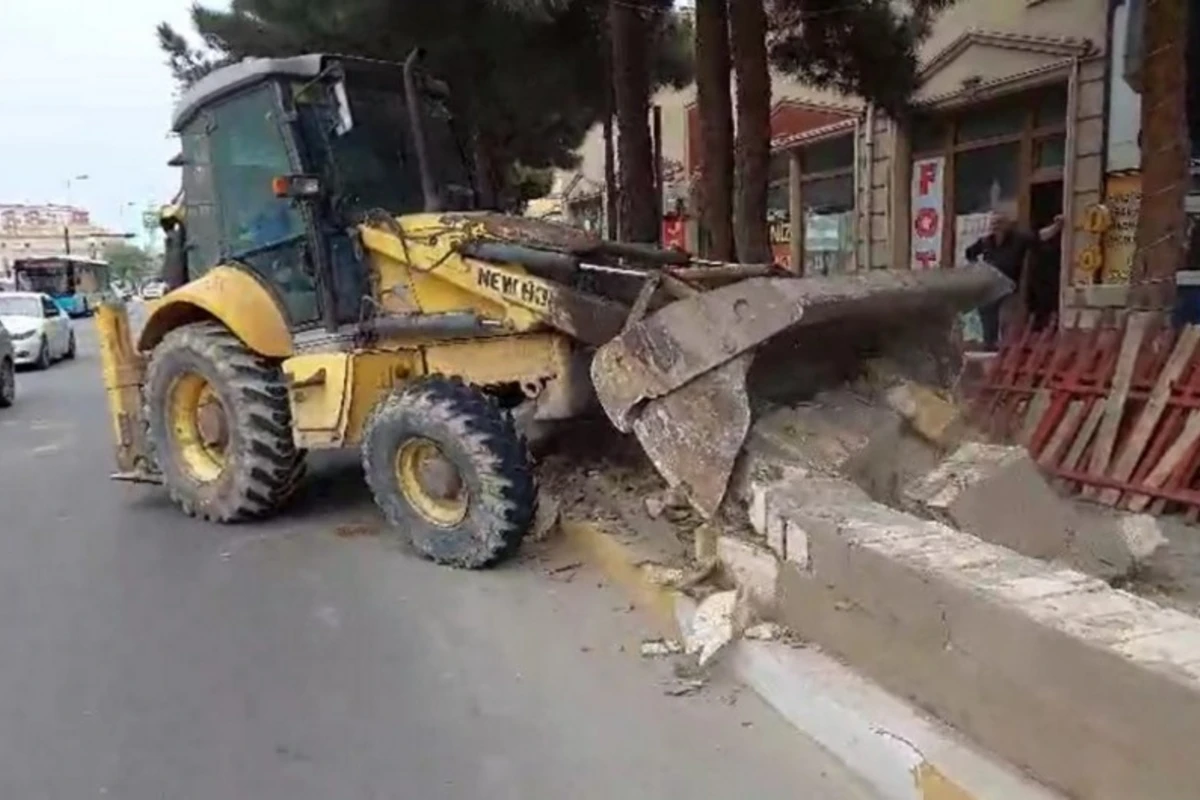 Sumqayıtda qanunsuz tikilən hasar söküldü - FOTO/VİDEO