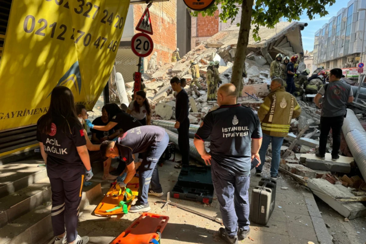 İstanbulda bina çöküb, bir nəfər ölüb - YENİLƏNİB - VİDEO