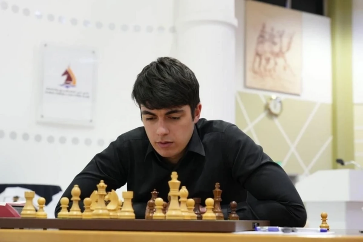 Şahmatçımız Dubai Open turnirinin qalibi oldu