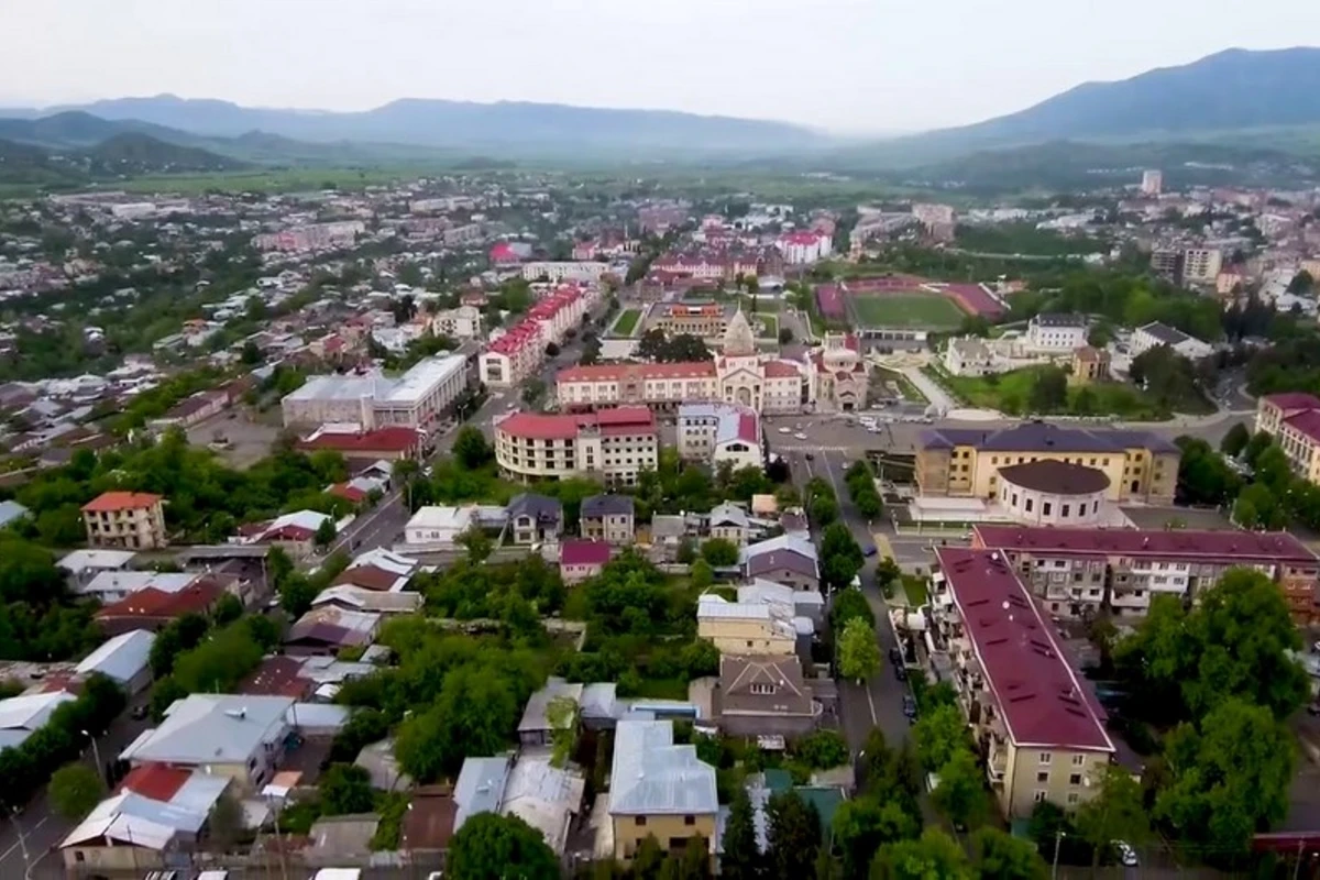 Qarabağ Universitetində fakültə dekanları vəzifəsi üzrə vakansiya elan edilib