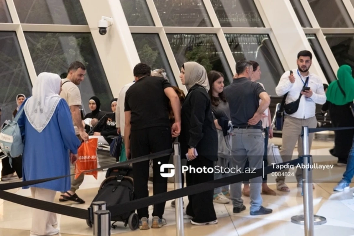 Azərbaycanlı zəvvarların ilk qrupu həccə yola düşdü - FOTO