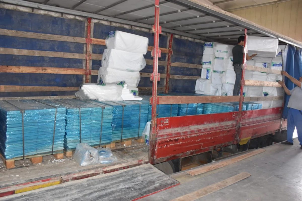 İrandan Azərbaycana qanunsuz olaraq 17 ton yük gətirən avtomobil saxlanılıb - FOTO