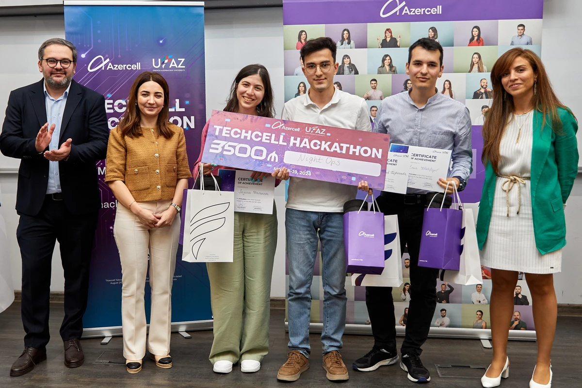 Azercell-in dəstəyilə həyata keçirilən “Techcell” hakatonu başa çatdı