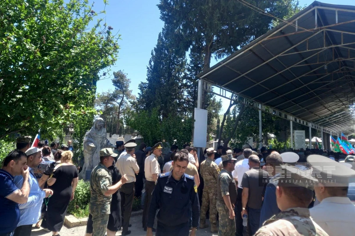 Şəmkirdə şəhid Sənan Əhmədov dəfn olunub - FOTO