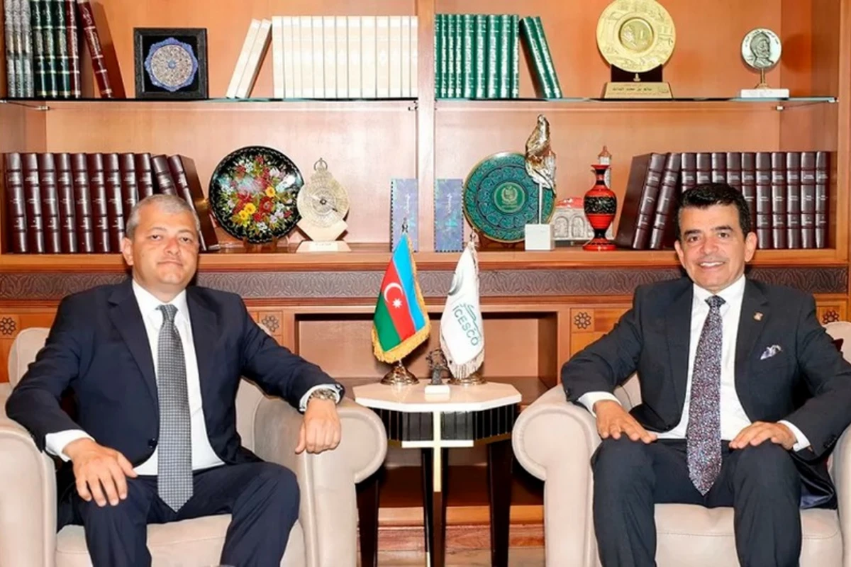 Azərbaycan Prezidentinin xüsusi nümayəndəsi ICESCO-nun Baş direktoru ilə görüşüb - FOTO