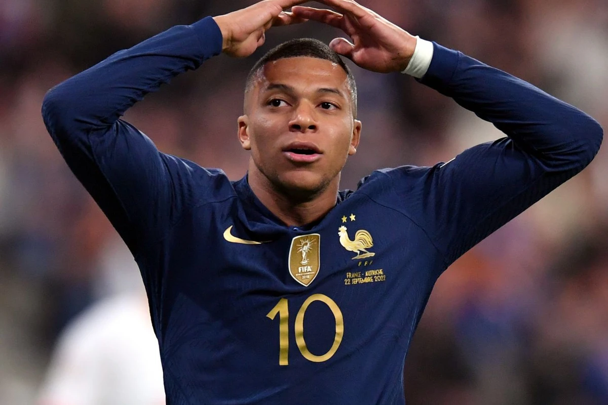 Mbappe millinin məşqini buraxdı Mbappe millinin məşqini buraxdı