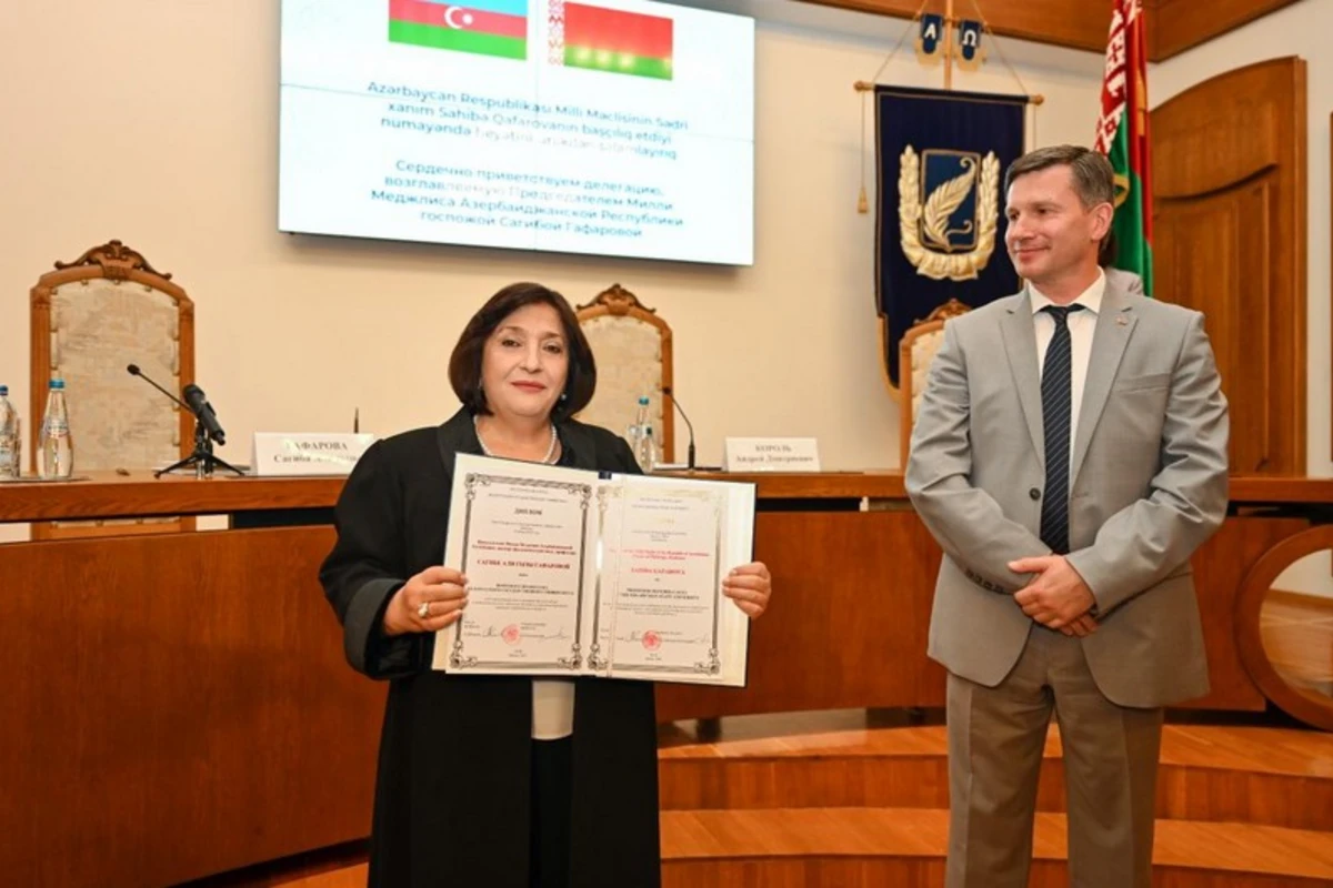 Sahibə Qafarovaya Belarus Dövlət Universitetinin Fəxri professoru adı verilib