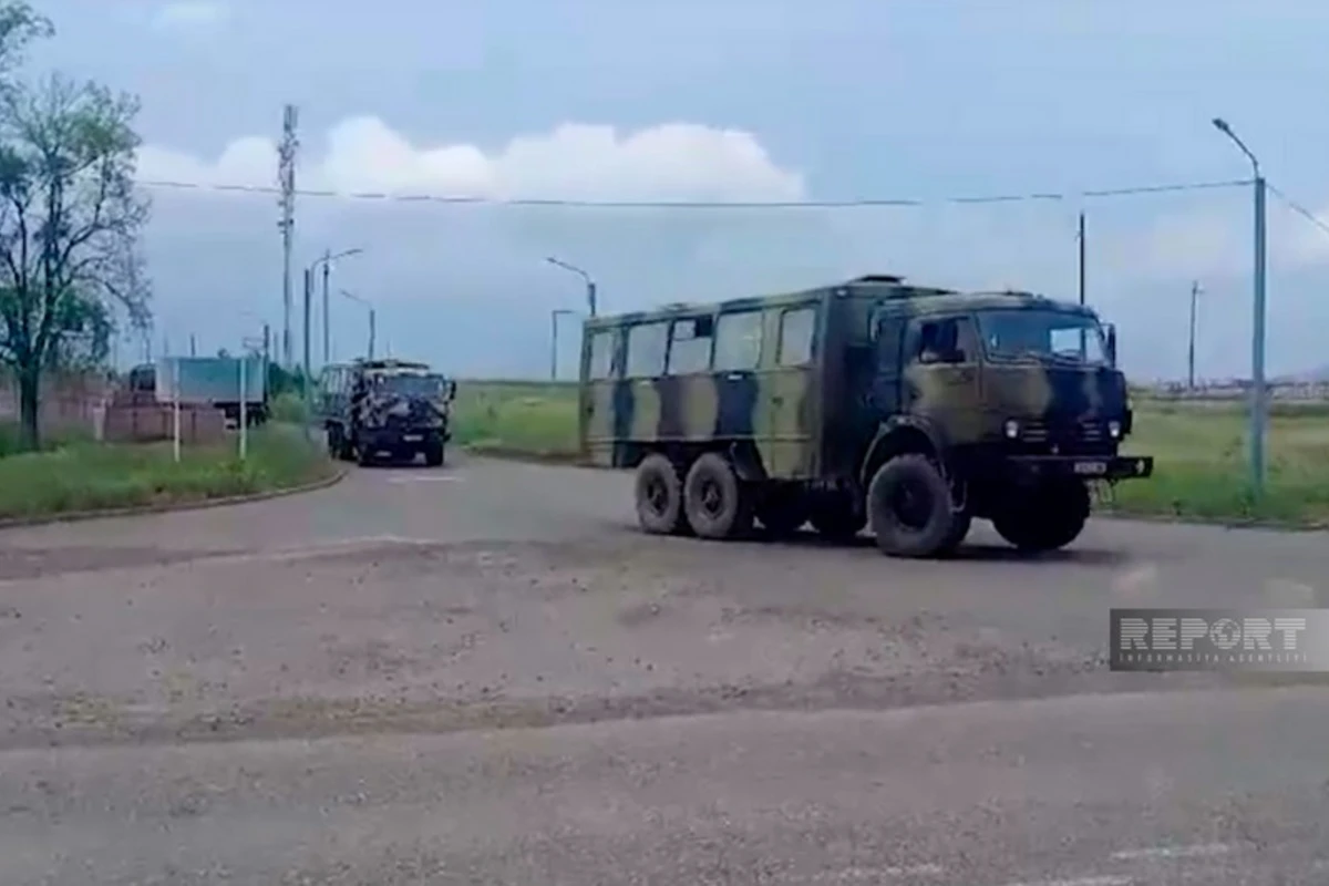 Российские миротворцы покидают Ходжалы - ВИДЕО