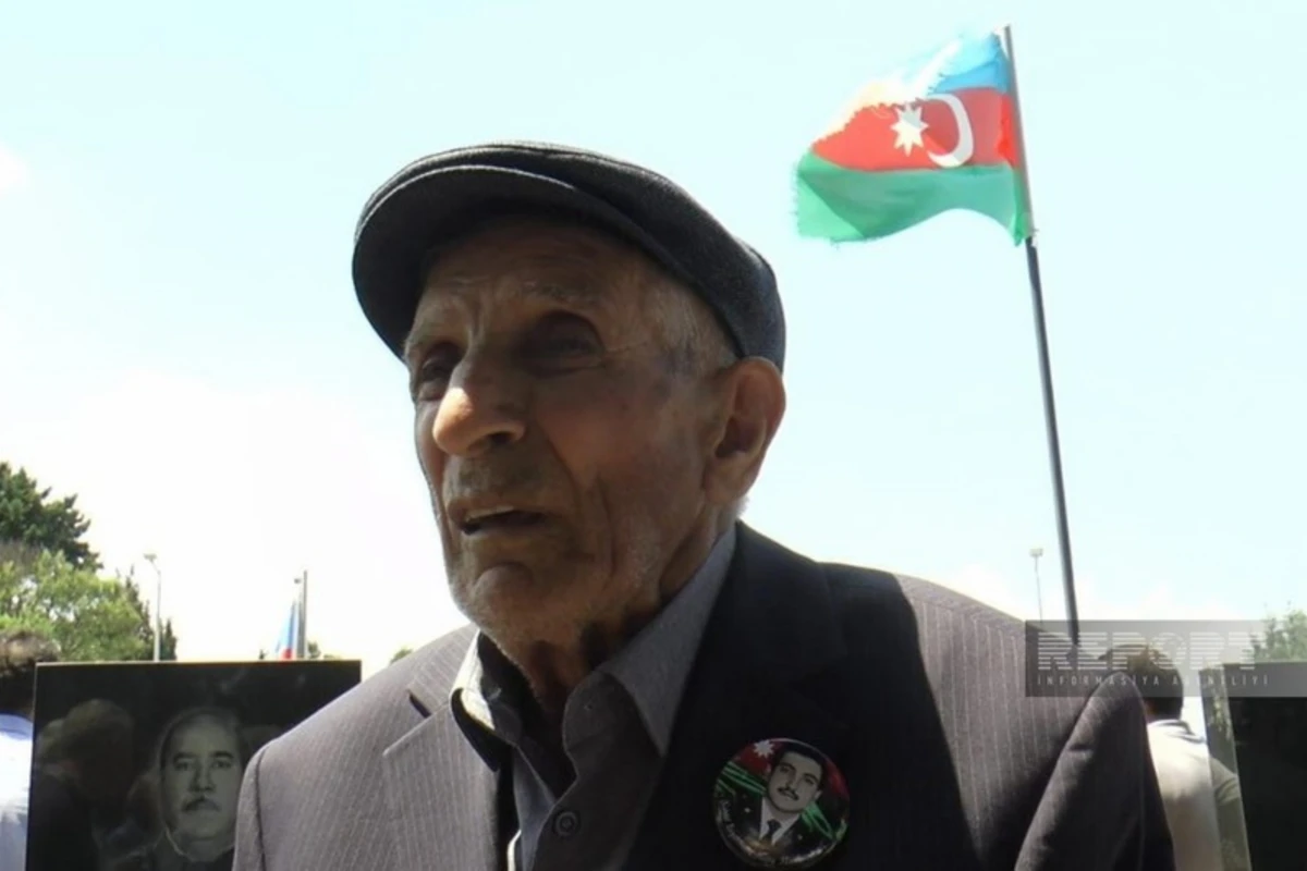 Şəhid atası: Övladımın qəbri bərpa edilib, uyuduğu yer bizə məlum olub - FOTO Şəhid atası: Övladımın qəbri bərpa edilib, uyuduğu yer bizə məlum olub - FOTO